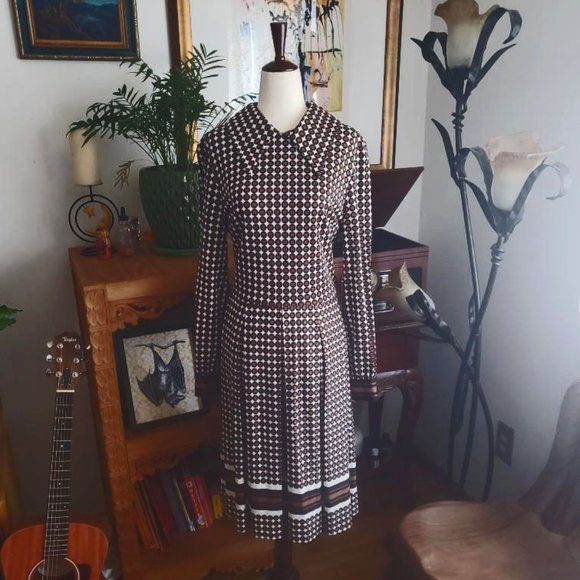 Vintage 70s Brown Polka Dot Dagger Collar Dress - Picture 2 of 4